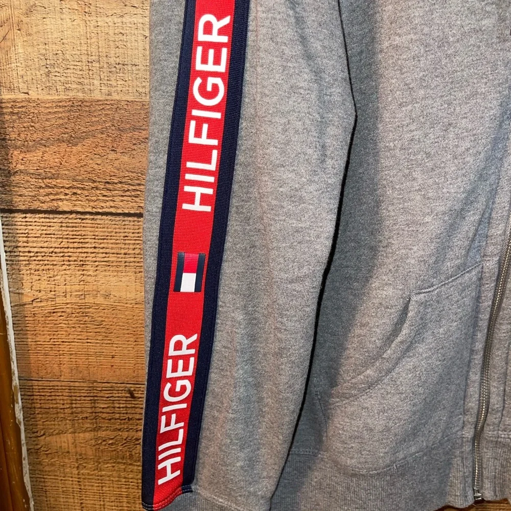 Tommy Hilfiger fleece lined jacket - Picture 2 of 5